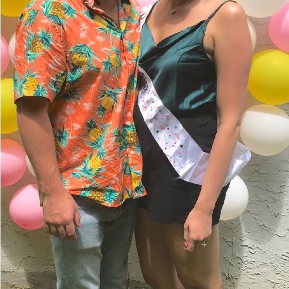 Women Cowl Neck Silky Cami Tank Top Soft Summer Strappy Camisole Crop Top - Picture 3 of 3